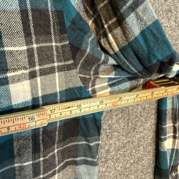 Uniqlo Shirt Mens Medium Blue Green Plaid Flannel Long Sleeve Button Up Casual - Picture 7 of 7